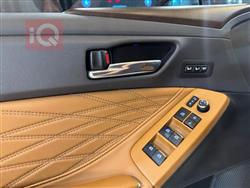 تويوتا أفالون